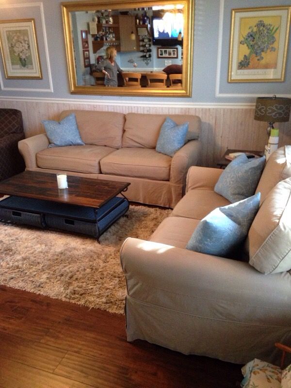 Cindy Crawford Beachside Slipcover Sofa & Loveseat for Sale in Lake