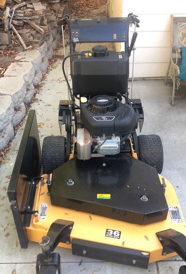 36 inches self propelled walk behind lawn mower with a 12.5 hp, 4 speed