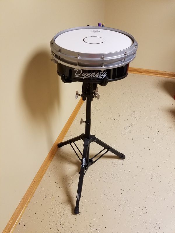 dynasty wedge marching snare drum with stand for Sale in Mesa, AZ OfferUp