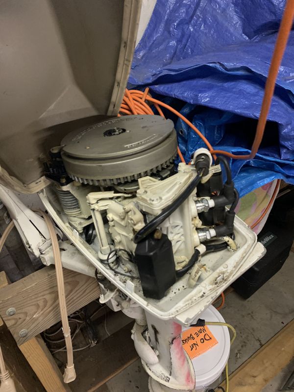 Johnson 6 hp outboard motor for Sale in Coeur d