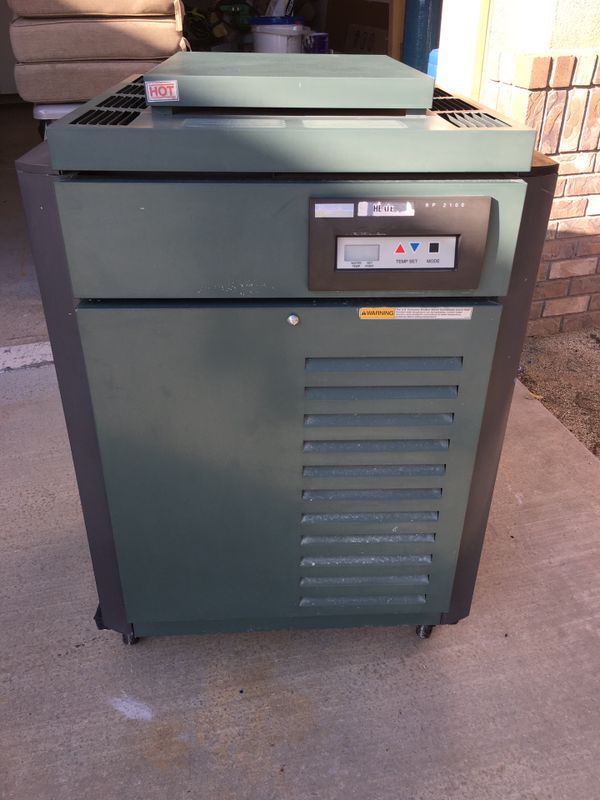 RayPak Digital 2100 399k btu Pool Heater for Sale in San Marcos, CA