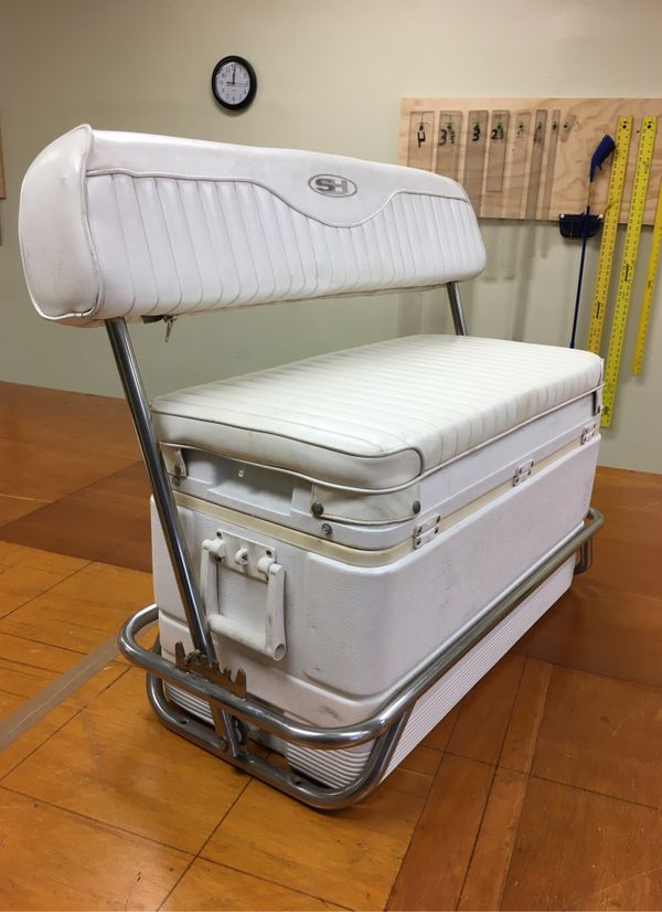 Flip back cooler seat/leaning post for boat for Sale in Jupiter, FL