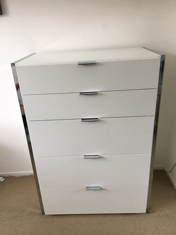 Modern Tall White Dresser 5 Drawers Eq3 For In Vista Ca Offerup - Eq3 Mosco Coffee Table Modern Tall White Dresser 5 Drawers Eq3 For In Vista Ca Offerup - Eq3 Mosco Coffee Table