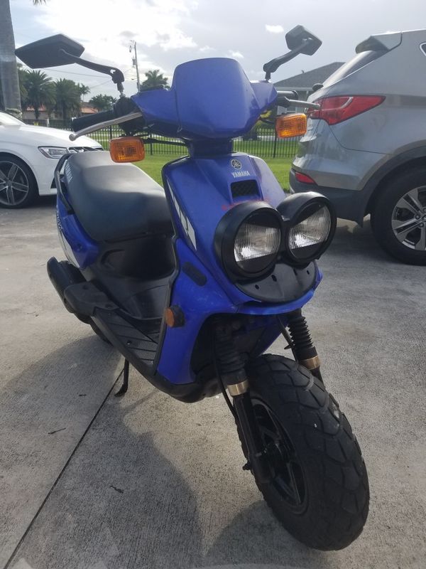 2004 yamaha zuma 49cc for Sale in Fort Lauderdale, FL - OfferUp