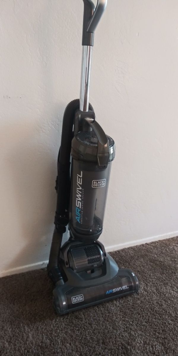 Black+decker air swivel versatile series vaccum for Sale in Bakersfield ...