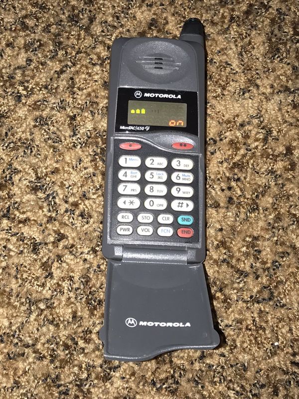 MOTOROLA MicroTAC 650e Flip Cell Phone Retractable Antenna
