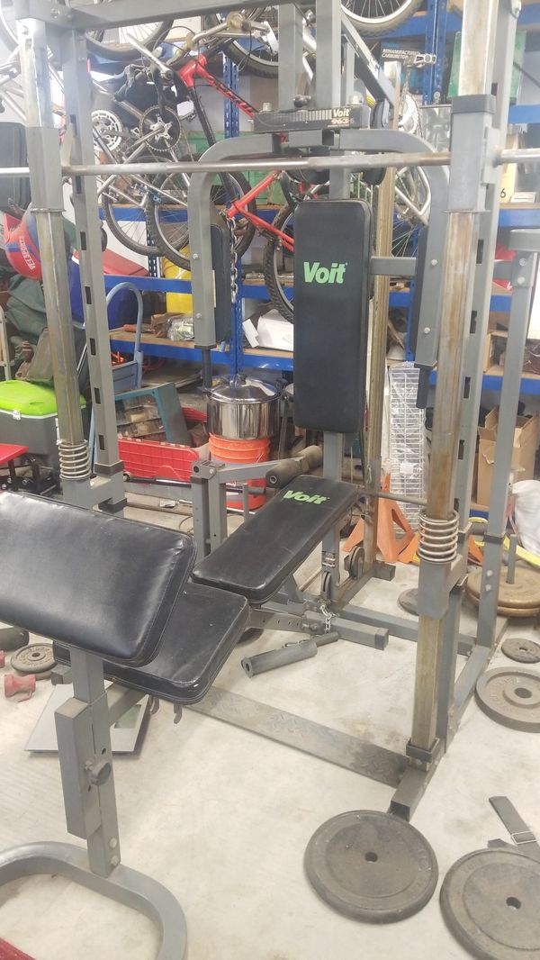 Weight lifting gym equipment with weight plates health and fitness Voit 963hs fitness system for