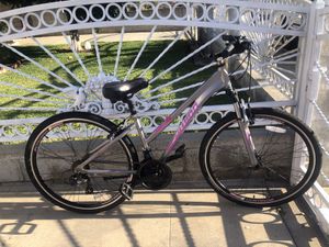 Schwinn Trailway Mountain Bike for Sale in East Los Angeles, CA