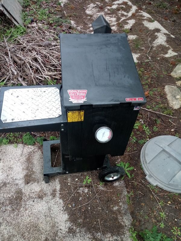 6 Gallon Propane Deep Fryer for Sale in Killeen, TX OfferUp