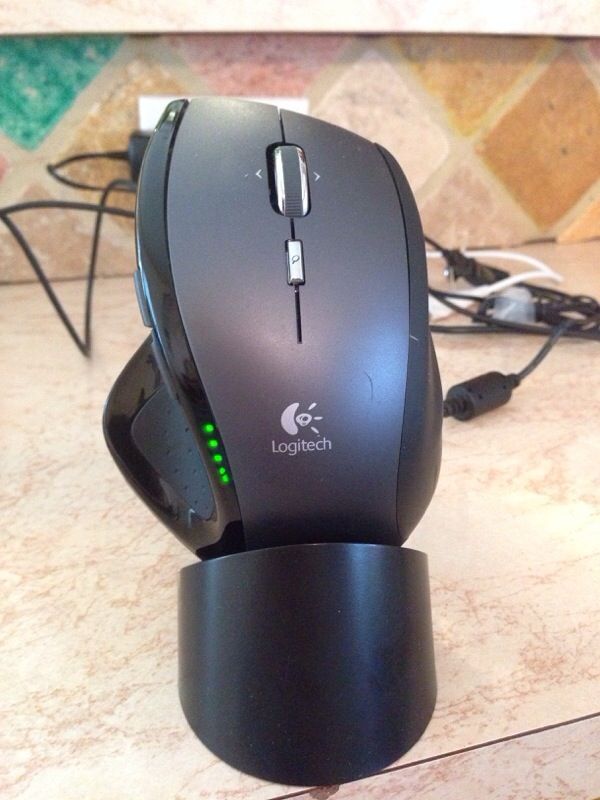 Logitech M-RBQ124 810-000422 laser mouse for Sale in Miami, FL - OfferUp