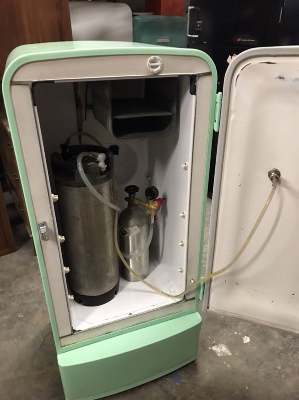 Vintage kegerator vintage refrigerator for Sale in Anaheim, CA OfferUp