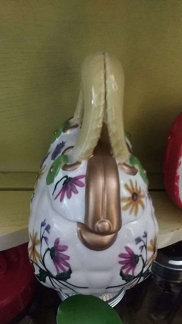 2 David's Cookies jar collection for Sale in Fontana, CA OfferUp