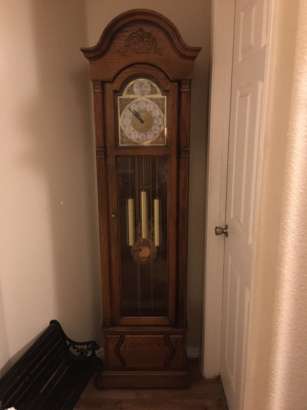 1977 Howard miller, weights operated, Grandfather clock. for Sale in ...