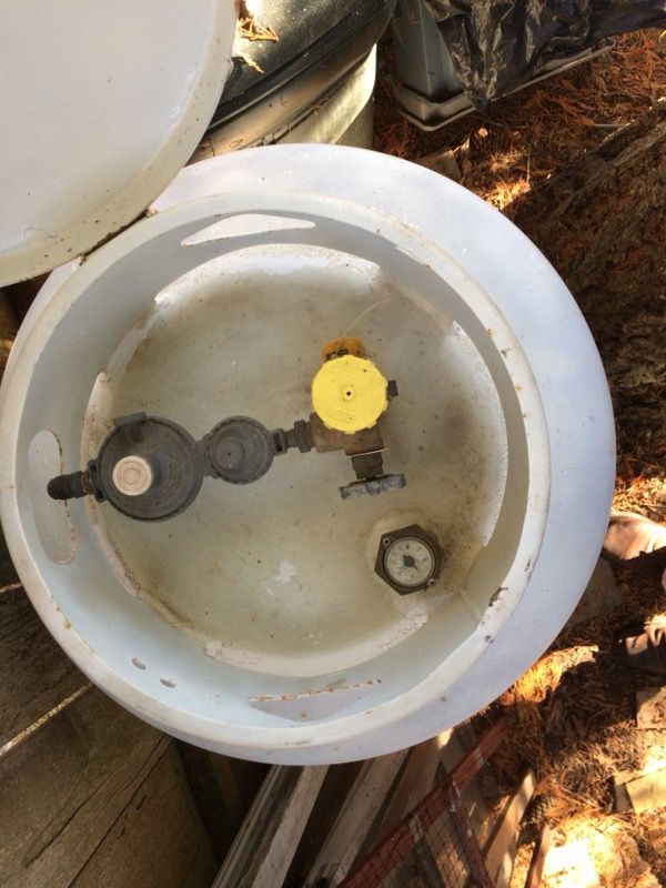 Propane Tank 57 gallon 200 lb for Sale in Spanaway, WA OfferUp