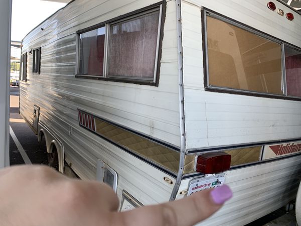 holidaire travel trailer