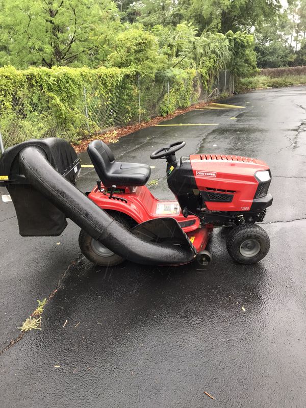 Craftsman T1600 Riding Mower at Craftsman Tractor