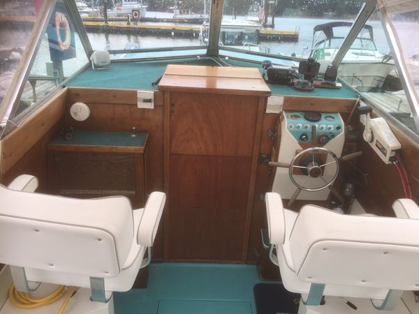 24’ Tollycraft with trailer for Sale in Tacoma, WA - OfferUp