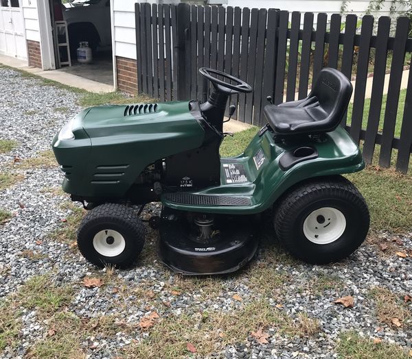 Craftsman LT 1000 Lawn Mower for Sale in Julian, NC OfferUp