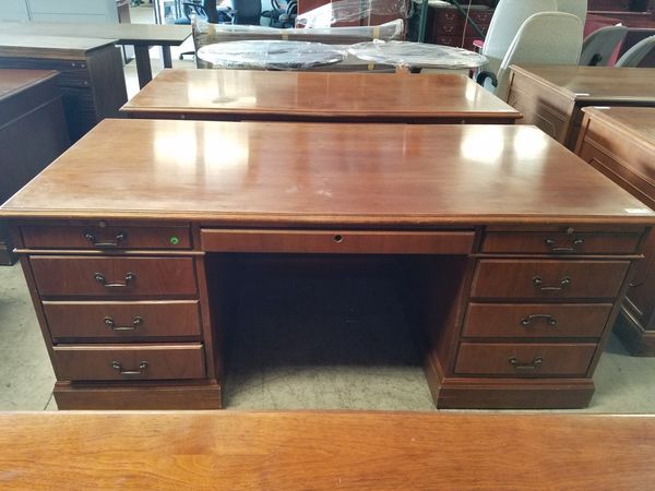 Traditional Executive Jofco Office Desk 300 Good Condition For