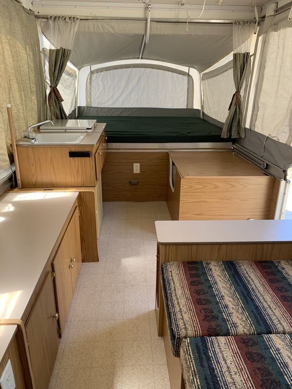 2000 Coleman Fleetwood Pop Up Tent Camper for Sale in San 