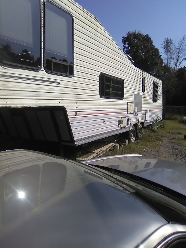 33 foot elite 5th wheel camper for Sale in Knoxville, TN - OfferUp