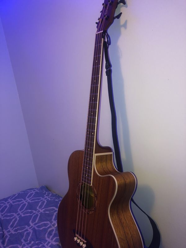Bajoloche (Acoustic Bass) Dean Brand for Sale in Riverside, CA OfferUp