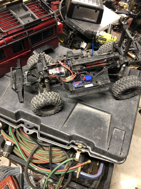 traxxas trx4 defender for sale