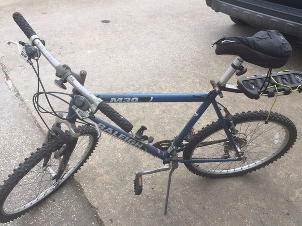 Raleigh M30 Men’s Mountain Bike for Sale in Houston, TX - OfferUp