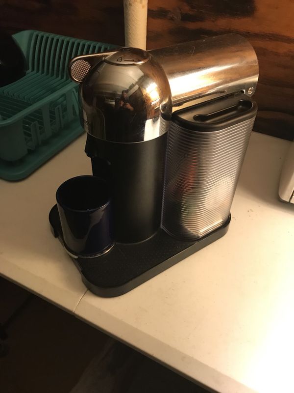 Nespresso coffee maker without pods 50 for Sale in North Miami Beach