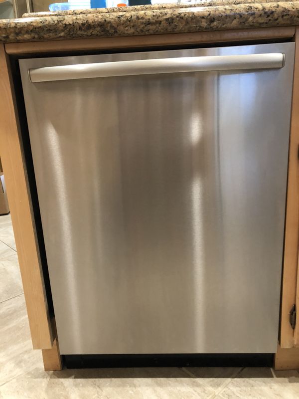 Bosch Silence Plus 46 dBA Dishwasher for Sale in Upland, CA - OfferUp