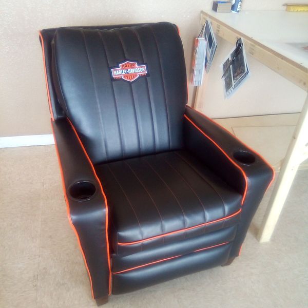 Harley Davidson Themed Recliner for Sale in Apache Junction, AZ OfferUp