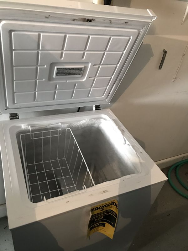 Sears/Kenmore cube freezer 3.5 Model 253.12402410 for Sale in