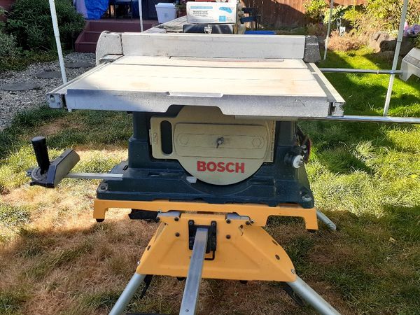 Bosch model 4000 10 in table saw for Sale in Kent, WA - OfferUp