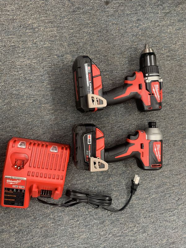 Milwaukee M18 18-Volt Lithium-Ion Brushless Cordless Compact Drill ...