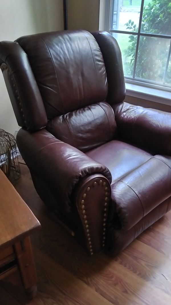 Real leather lazy boy recliner for Sale in Chesapeake, VA OfferUp