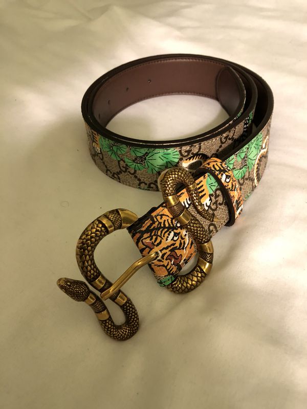 Gucci snake buckle belt for Sale in Vallejo, CA - OfferUp