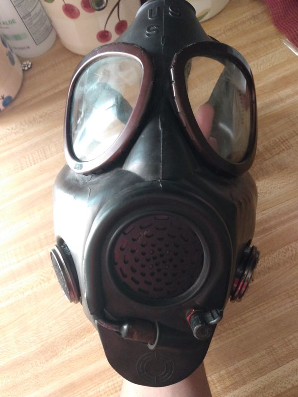 Us military M17 gas/bio chem full face mask for Sale in Tucson, AZ