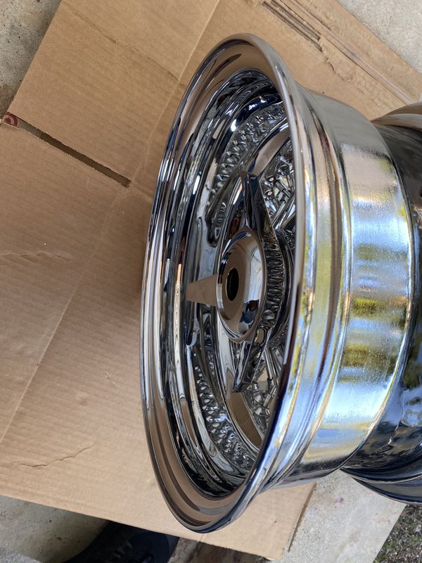 Zenith Wire Wheels 13x7 Canted Knockoffs Casted Daytons for Sale in San ...