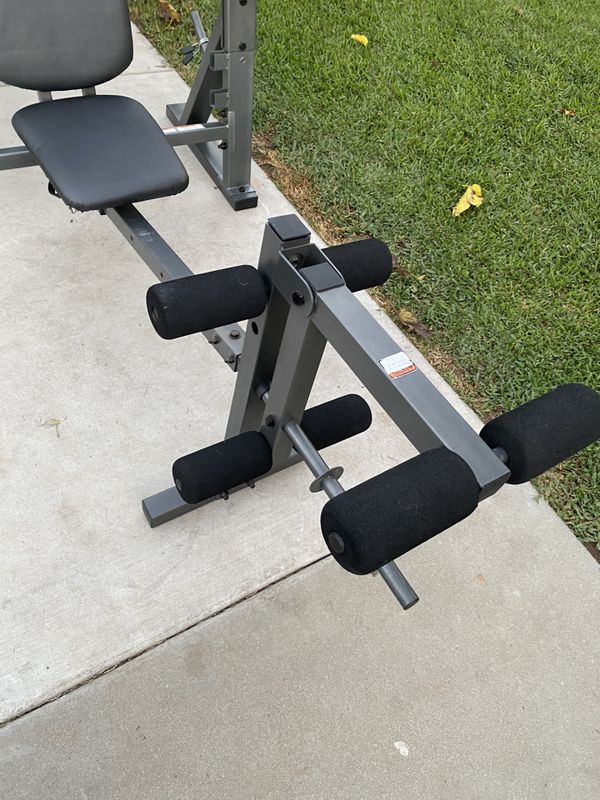 gold's gym bench and rack