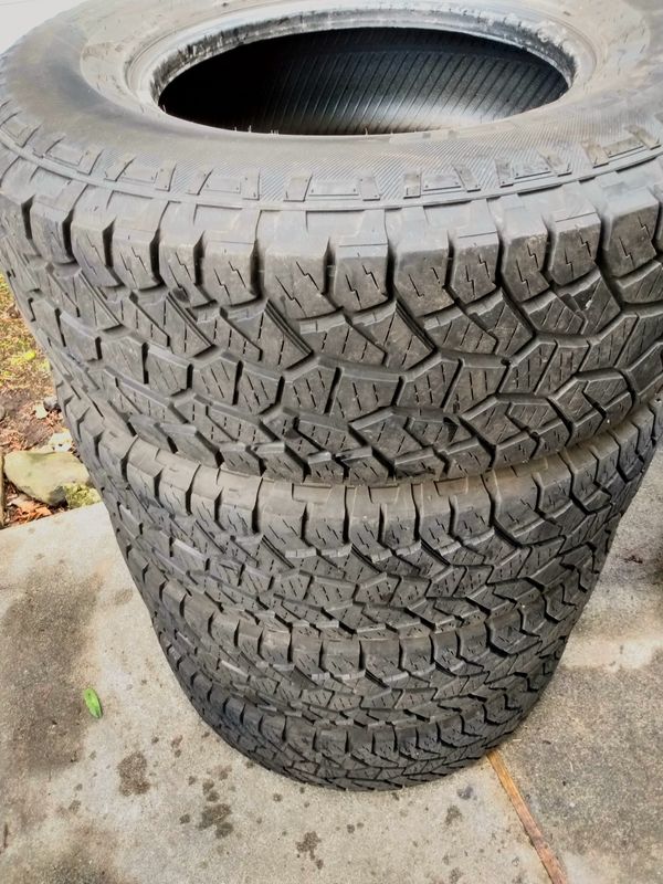 285/70 R17 PATHFINDER ALL TERRAIN tires for Sale in Bellevue, WA