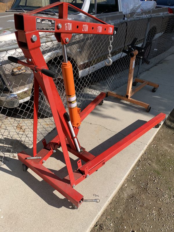 Engine Hoist Cherry Picker 3 Ton for Sale in Ontario, CA - OfferUp