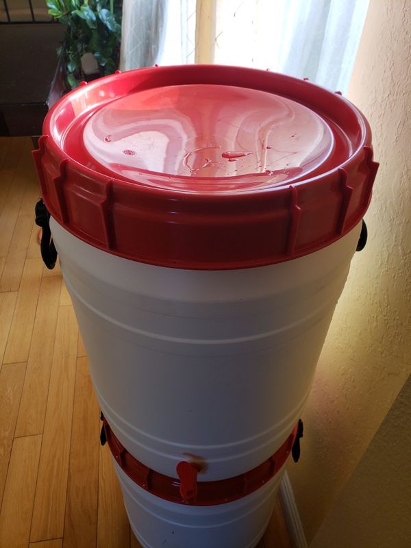 15 gallons water drum with faucet spigot for Sale in San Bernardino, CA ...