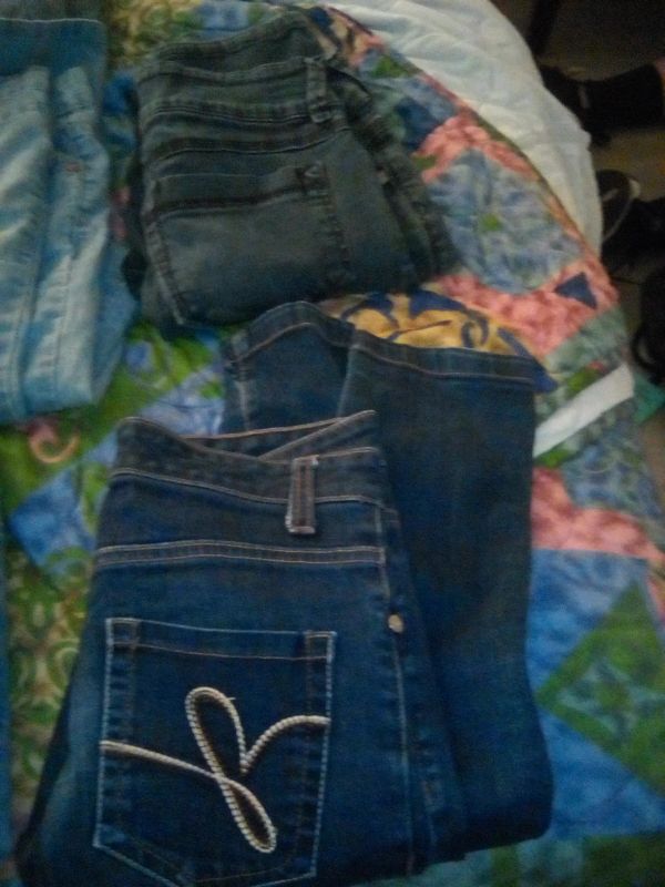 levis sizing compared to american eagle