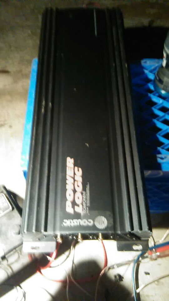 coustic power logic 6ch old school amp for Sale in Bremerton, WA OfferUp