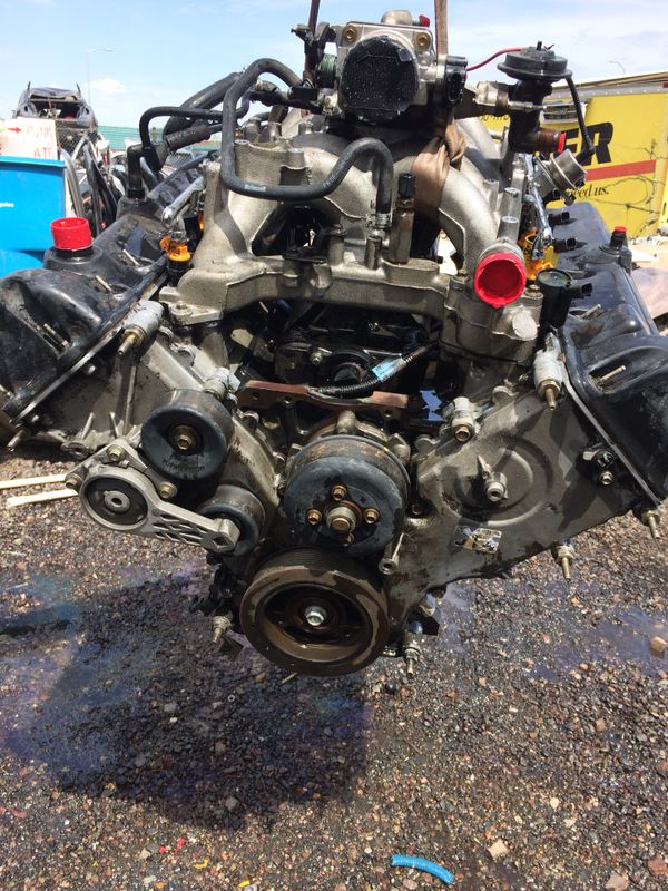 1998 Ford F-150 5.4 engine for sale for Sale in Phoenix, AZ - OfferUp