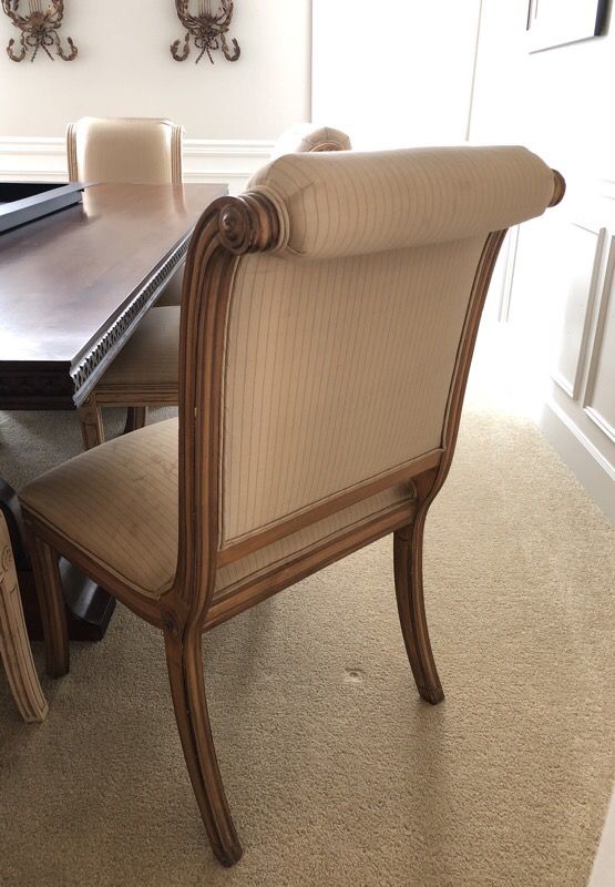 Kreiss Dining Chairs Set of 8 for Sale in Bellevue, WA - OfferUp