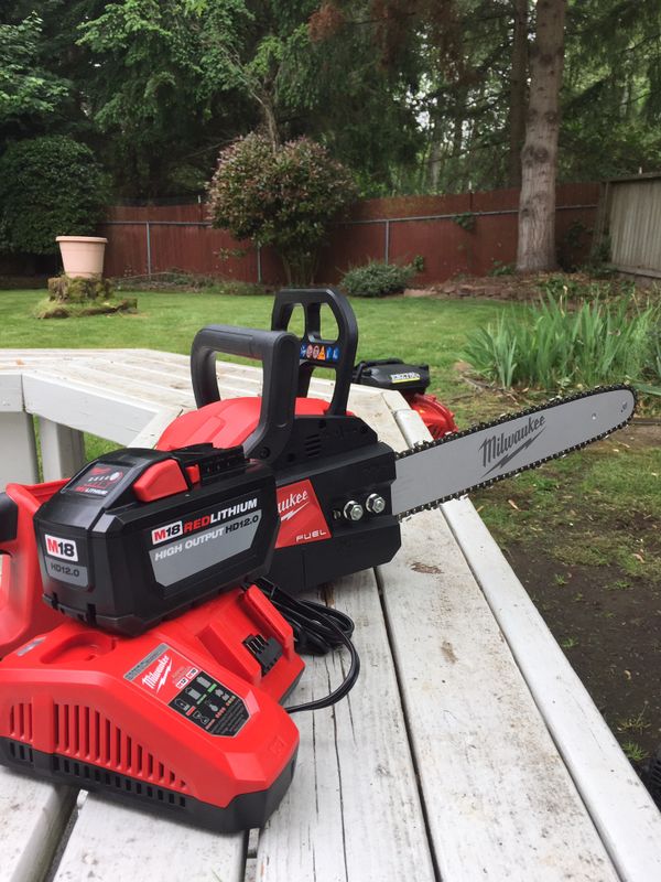 Milwaukee 272720 brushless fuel cordless 16” chain saw w/M18 18v
