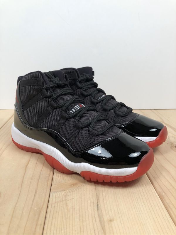AIR JORDAN RETRO 11 BRED GS SIZE 7Y for Sale in Las Cruces, NM - OfferUp