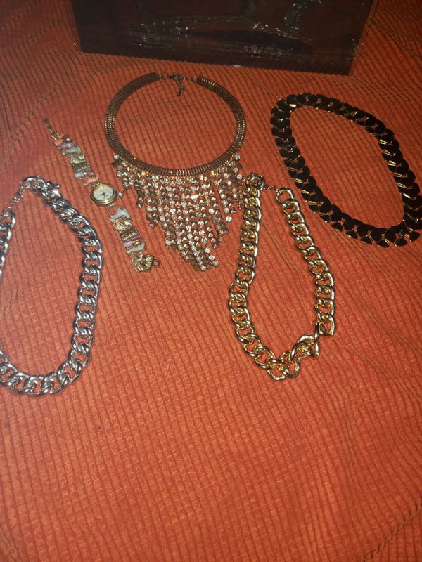 COSTUME Jewelry bundle for Sale in Melbourne, FL - OfferUp