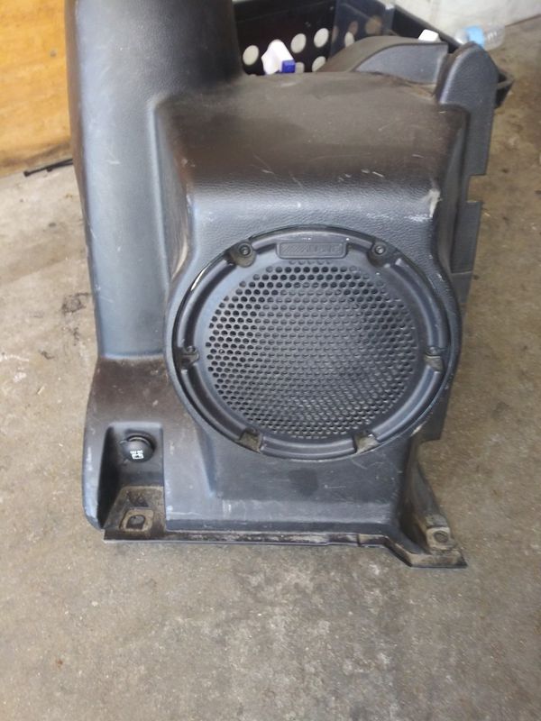 Jeep Wrangler Alpine Subwoofer 2679